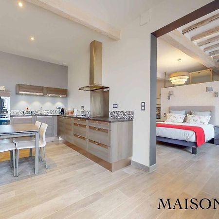 Maison De Save LʼIsle-Jourdain Buitenkant foto