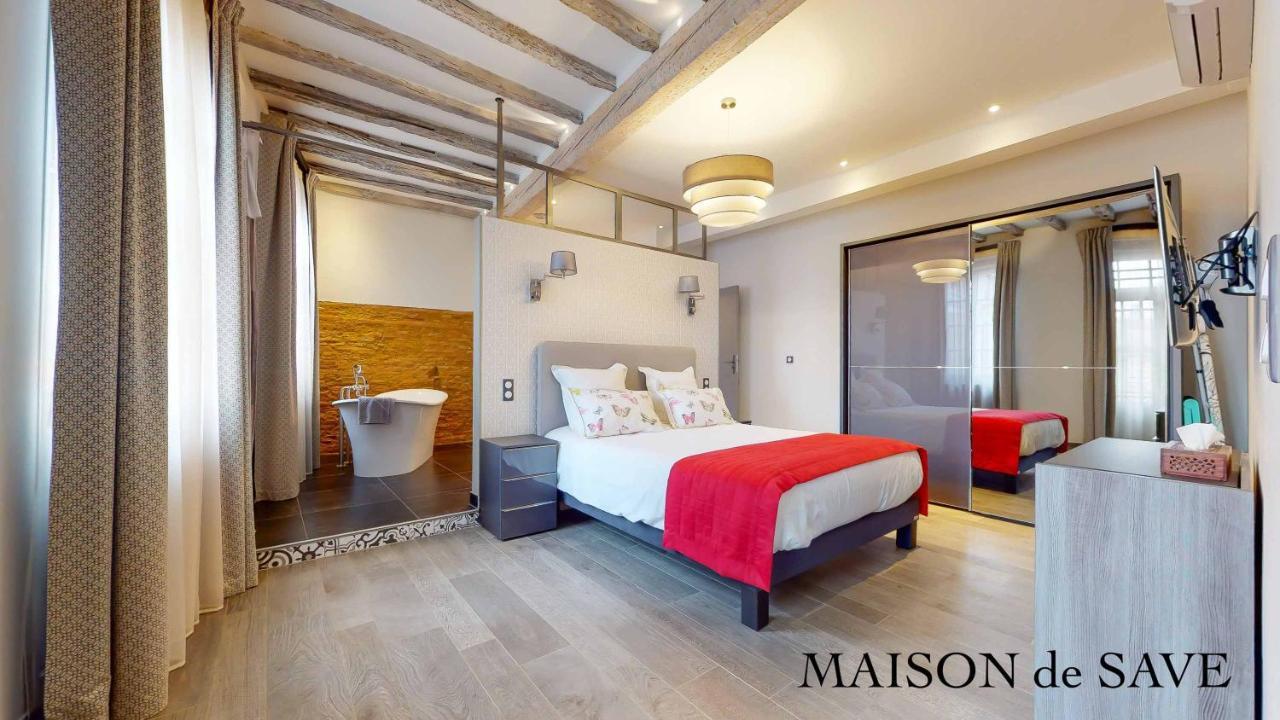 Maison De Save LʼIsle-Jourdain Buitenkant foto