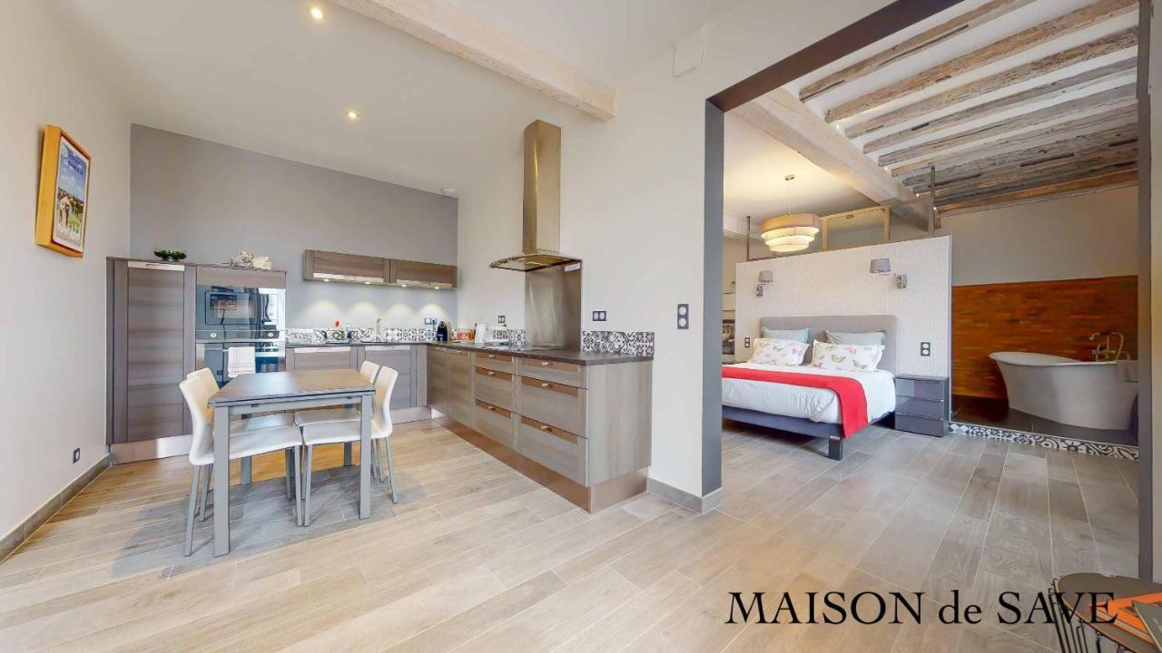 Maison De Save LʼIsle-Jourdain Buitenkant foto
